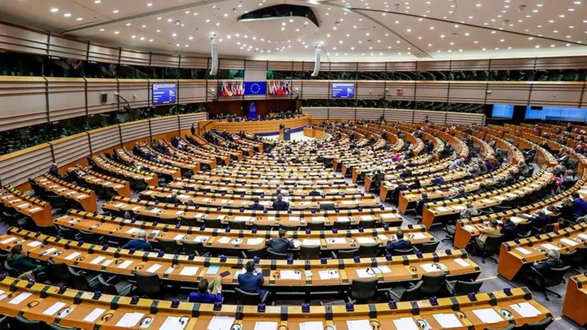 L’emiciclo del Parlamento europeo nella sede di Bruxelles - © www.giornaledibrescia.it