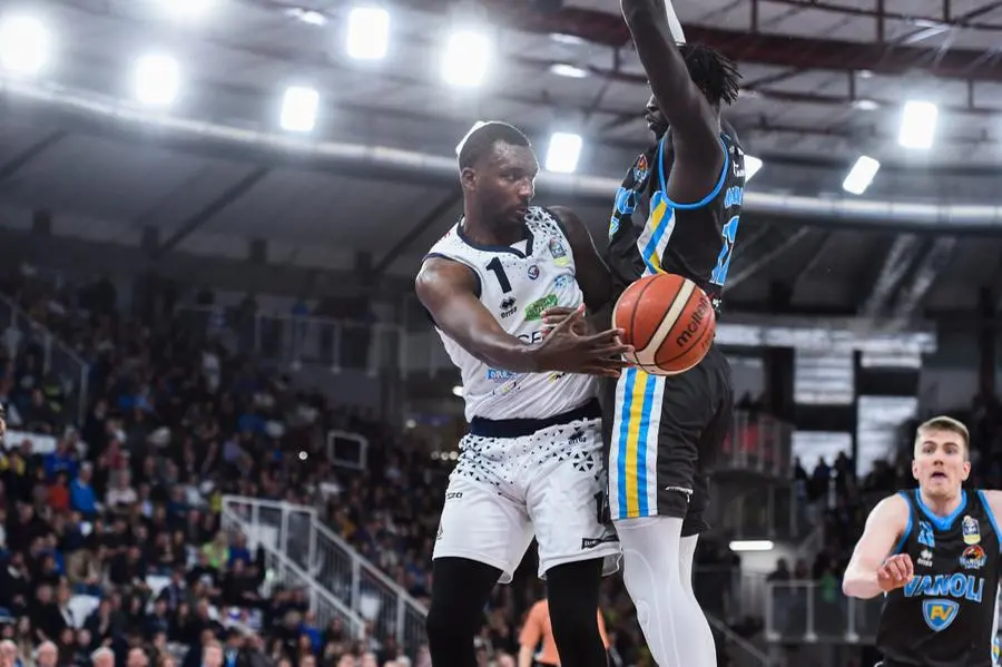 Germani Basket Leonessa-Vanoli Cremona 86-89