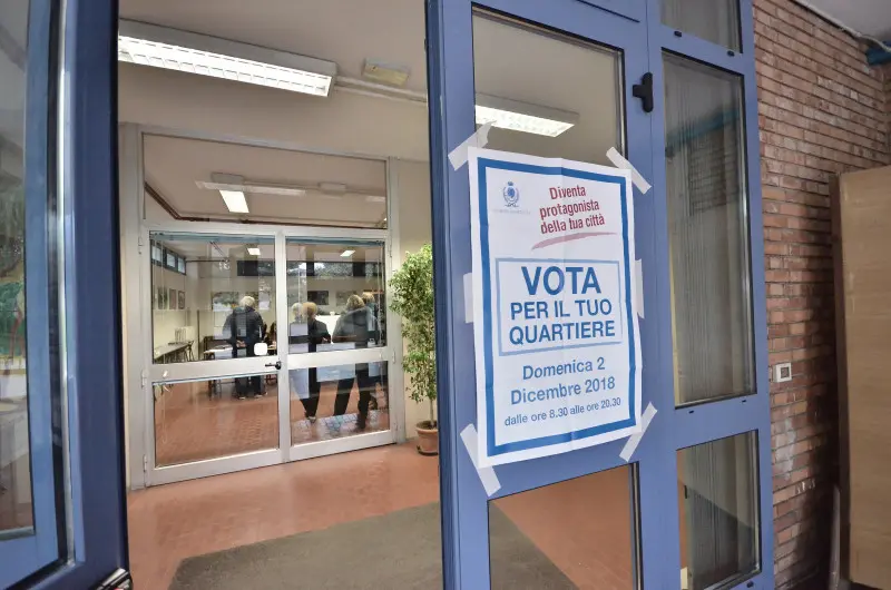 Bresciani al voto per i consigli di quartiere Foto Pierre Putelli/Neg © www.giornaledibrescia.it