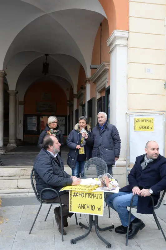In piazza con noi a Lonato
