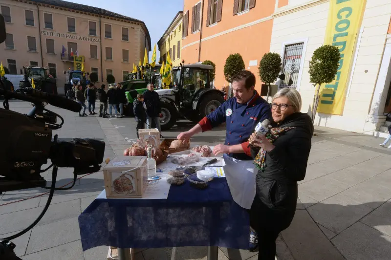 In piazza con noi a Lonato