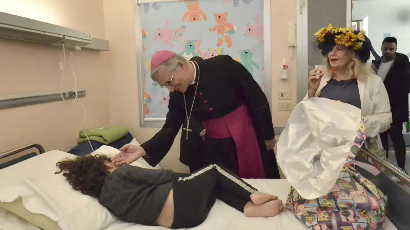 Santa Lucia in visita al Civile