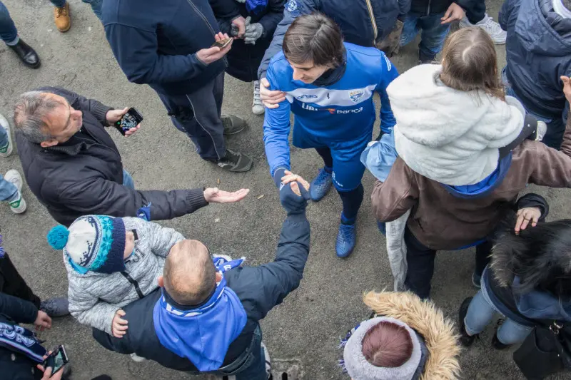 In 250 per incitare la squadra alla vigilia di Brescia-Benevento