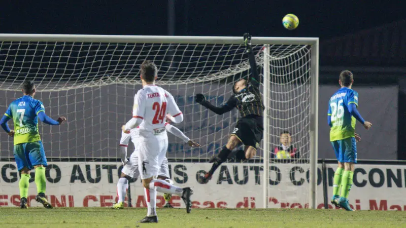 FeralpiSalò, con il Monza di Brocchi finisce 0-0