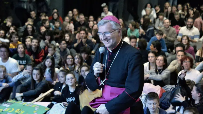 Start up della fede, festa con il Vescovo per mille ragazzi al Gran Morato