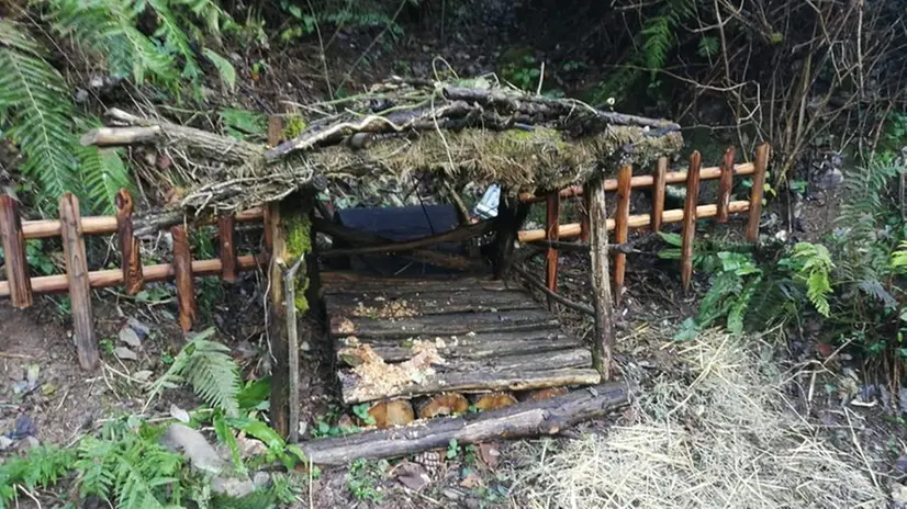Vandali in azione dai Gnari dé Mompià: distrutto il presepio
