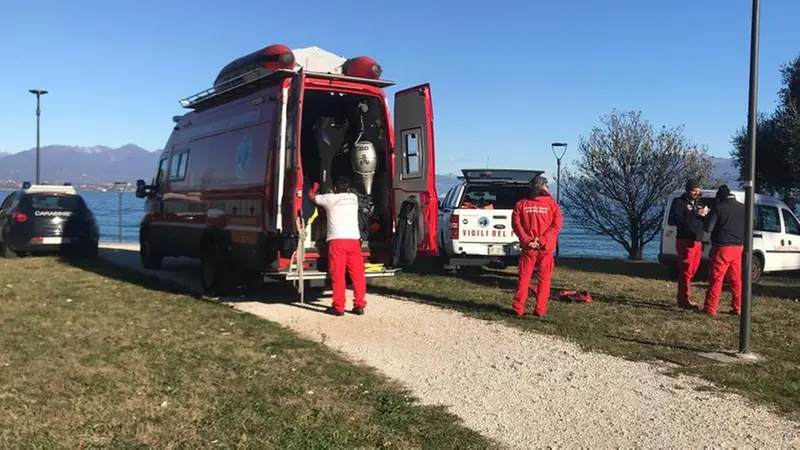 Muore nelle acque del lago di Garda