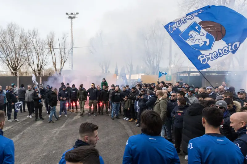 In 250 per incitare la squadra alla vigilia di Brescia-Benevento