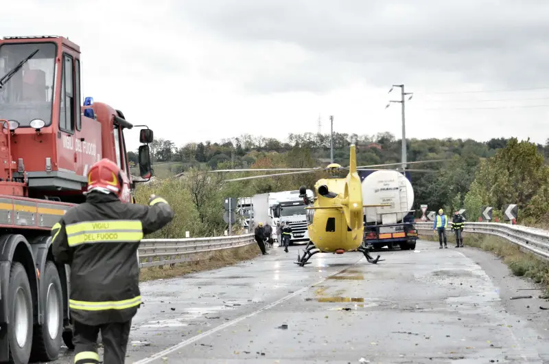 Schianto a Montichiari, traffico in tilt sulla Goitese