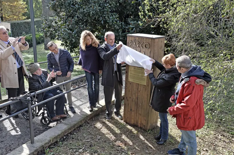 Parco Ducos, inaugurazione della targa che ricorda la sua nascita