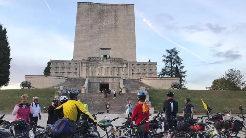 «Mai più», gli Amici della Bici sui luoghi della Grande Guerra