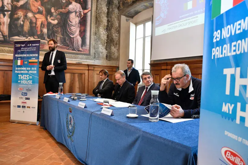 La nazionale italiana di basket a Brescia