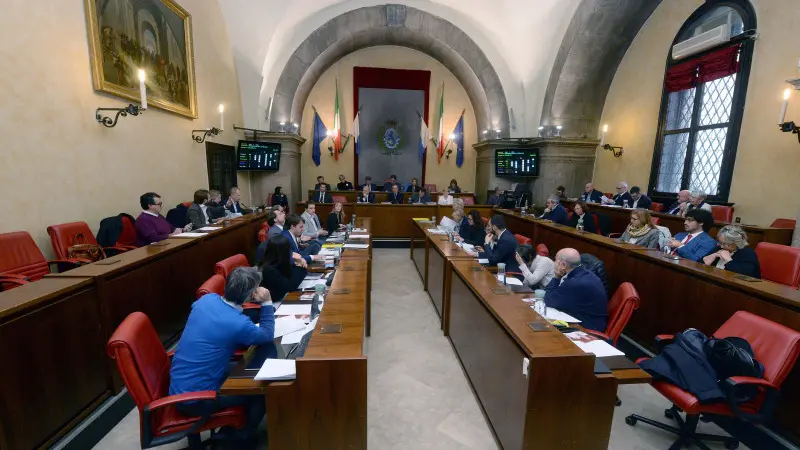 Il consiglio comunale in Loggia