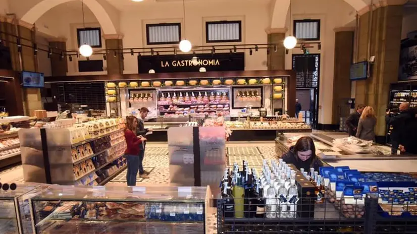 Al quadriportico sbarca Conad