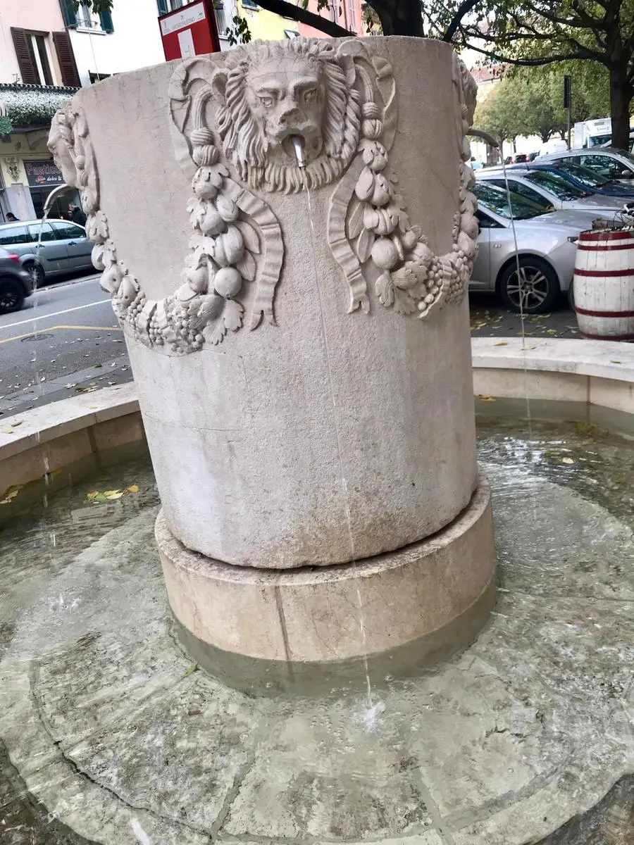 Ha ripreso a funzionare la fontana in via San Faustino