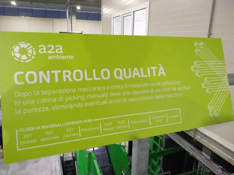 A2A, inaugurato il nuovo impianto per il trattamento della plastica