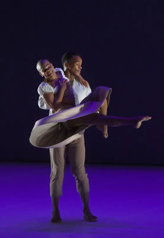 La pièce della coreografa sudafricana è andata in scena martedì sera al Teatro Grande di Brescia