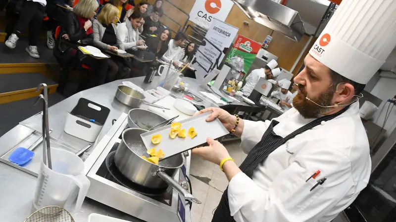 Prima Lezione di chef in Cast Alimenti