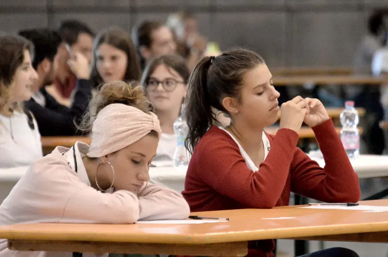 Momenti dal test di medicina di questa mattina al Brixia Forum