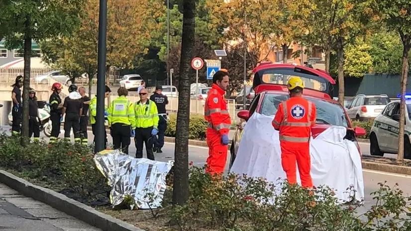Alcune immagini dell'incidente di via Lamarmora