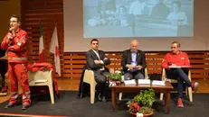 «Un secolo di solidarietà», la presentazione del libro. Al centro gli autori Bonari e Zanola