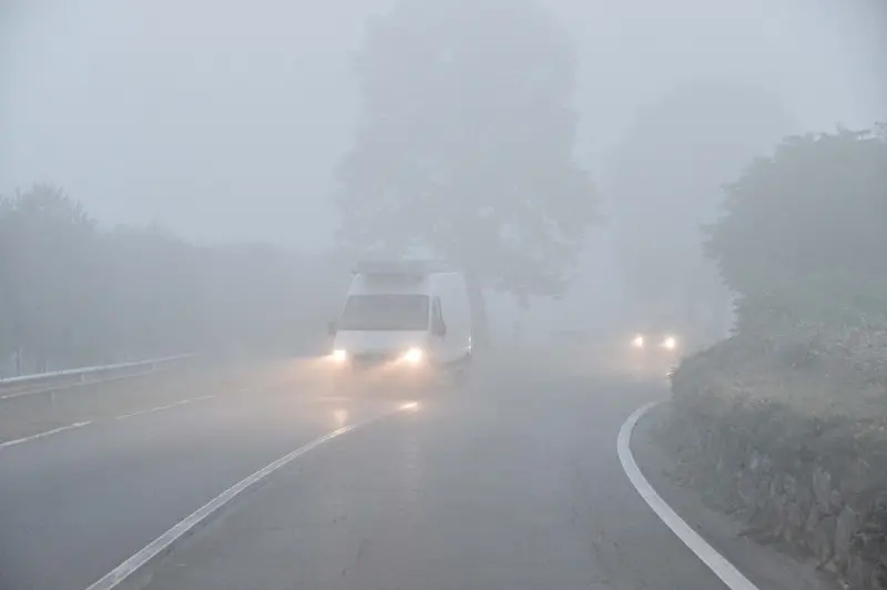 Prima nebbia dell'anno sul Bresciano stamane - Foto Putelli/Neg © www.giornaledibrescia.it