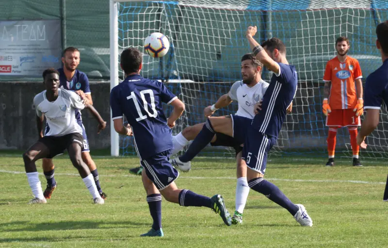 Promozione, Montorfano Rovato-Castrezzato 2-4