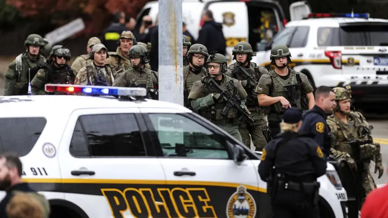 Pittsburgh, strage nella sinagoga: otto i morti