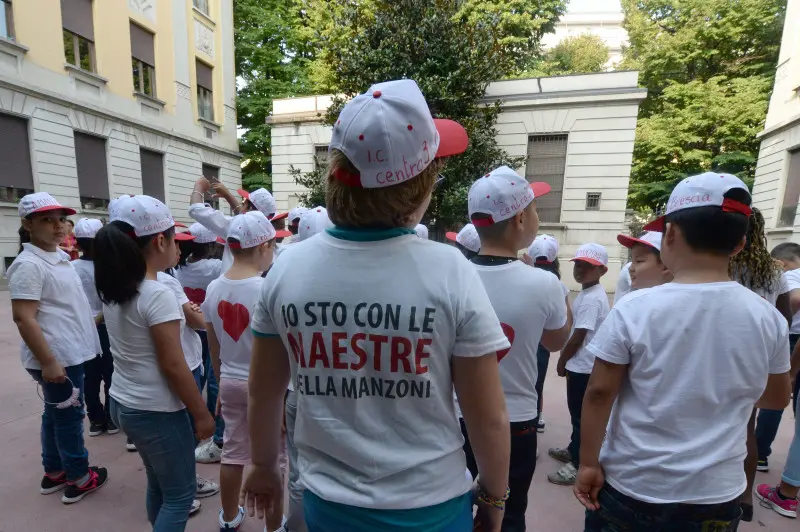 Primo giorno di scuola alla primaria Manzoni