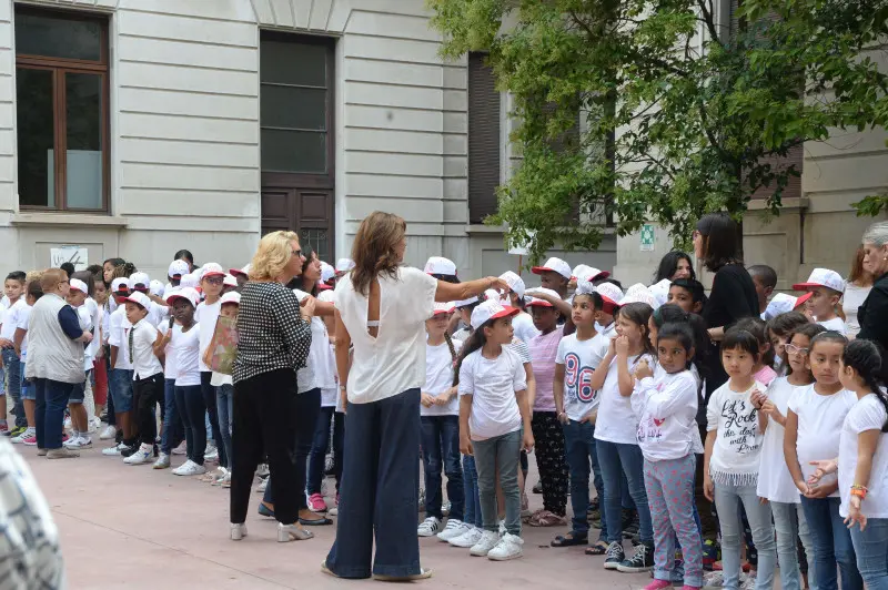 Primo giorno di scuola alla primaria Manzoni