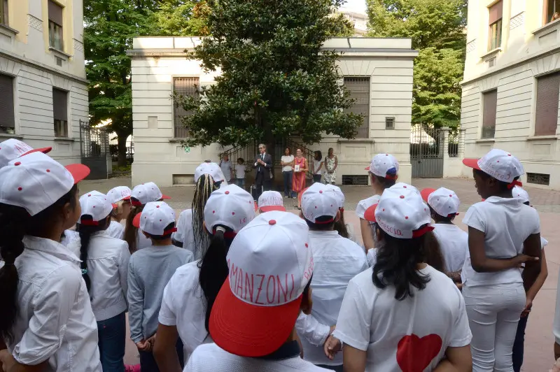 Primo giorno di scuola alla primaria Manzoni