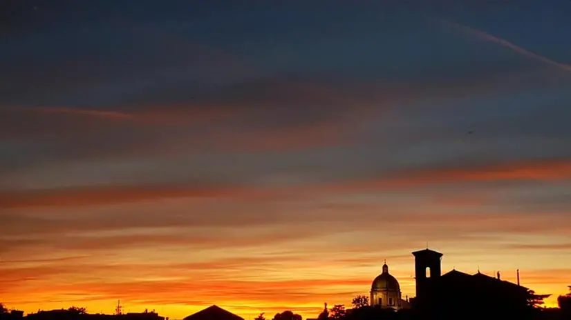 Il tramonto su Brescia e provincia