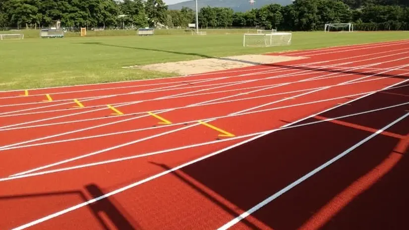 La pista rinnovata sarà un punto di riferimento dell’«Atletica 2009» e degli sportivi valtrumplini