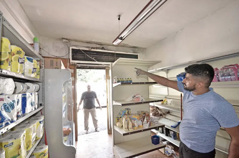 Rogo dal fruttivendolo in via Crotte