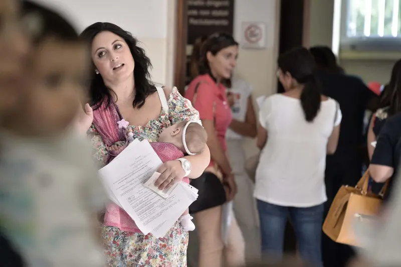 Le immagini di questa mattina all'ex-provveditorato