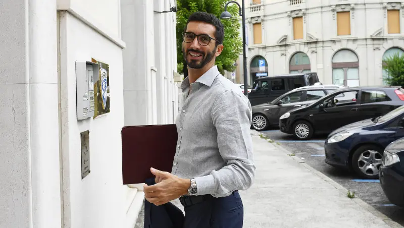 L'arrivo di Tremolada alla sede del Brescia