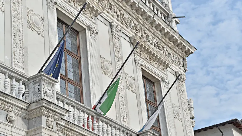 Giorno di lutto per le vittime del Ponte Morandi