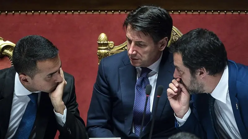 Di Maio e Salvini con il premier Conte - Foto Ansa/Angelo Carconi