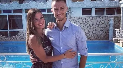 In coppia. Donnarumma con la moglie Luisa - Foto tratta da Instagram