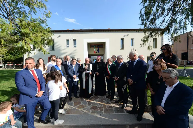 L'inaugurazione della scuola Murri di Gualdo