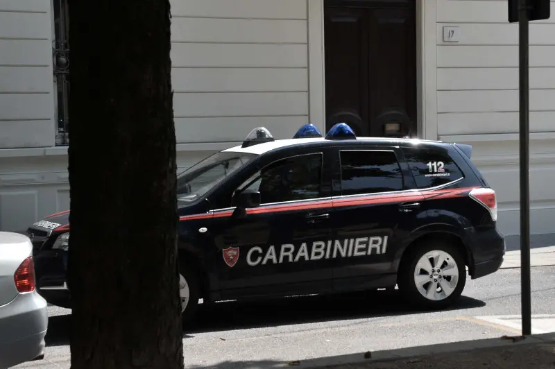 I carabinieri al Comando provinciale dove è stato condotto Pasini