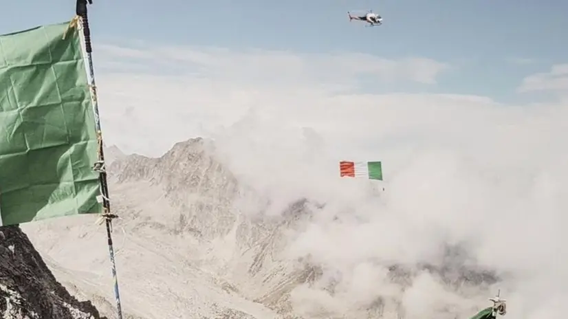 Sulla vetta. Grande attesa per il Pellegrinaggio in Adamello