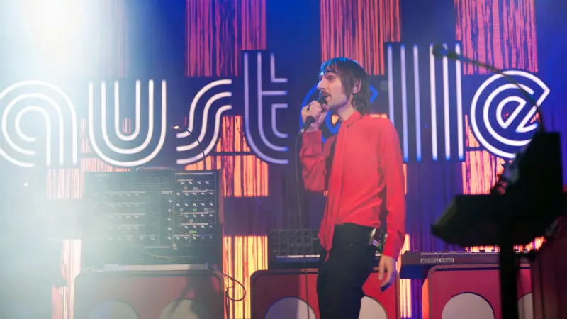 I Baustelle in concerto in piazza Loggia