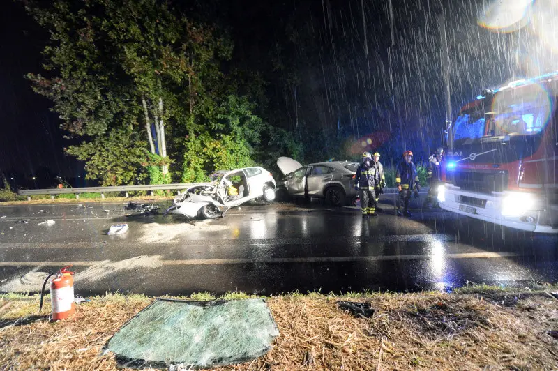 Torbole Casaglia, tragico schianto nella notte