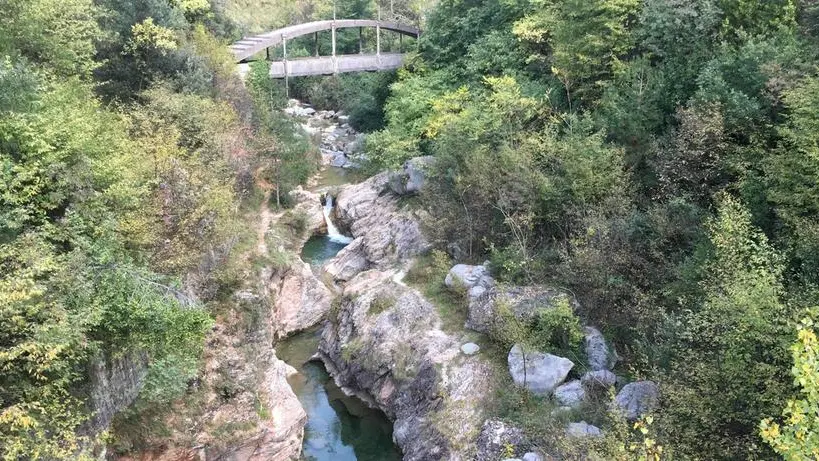 Rigagnolo. Il fiume Toscolano nella Valle delle Cartiere