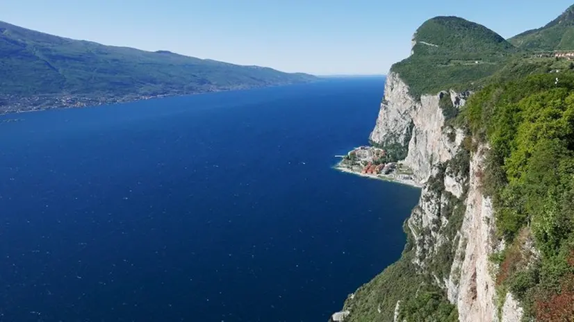 Tempi stretti. Lombardia e Veneto accelerano sul depuratore del Garda