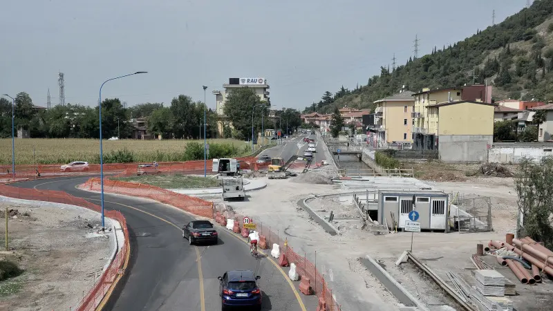 I lavori alla rotatoria di viale Sant'Eufemia