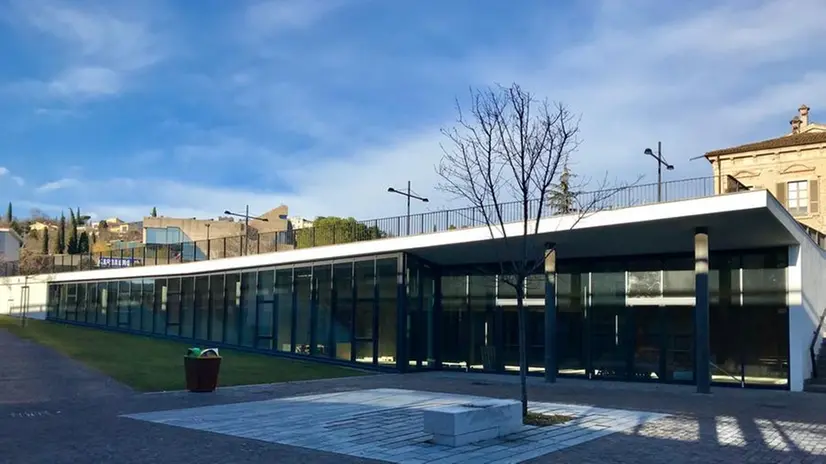 In piazza D’Annunzio. Qui vedrà la luce il nuovo auditorium