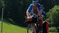 In sella. Una foto di Reboldi lungo il percorso
