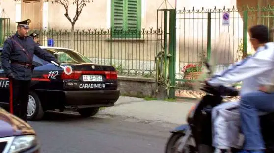 All'alt intimato dai Carabinieri, la giustificazione dell'evaso non deve aver convinto troppo